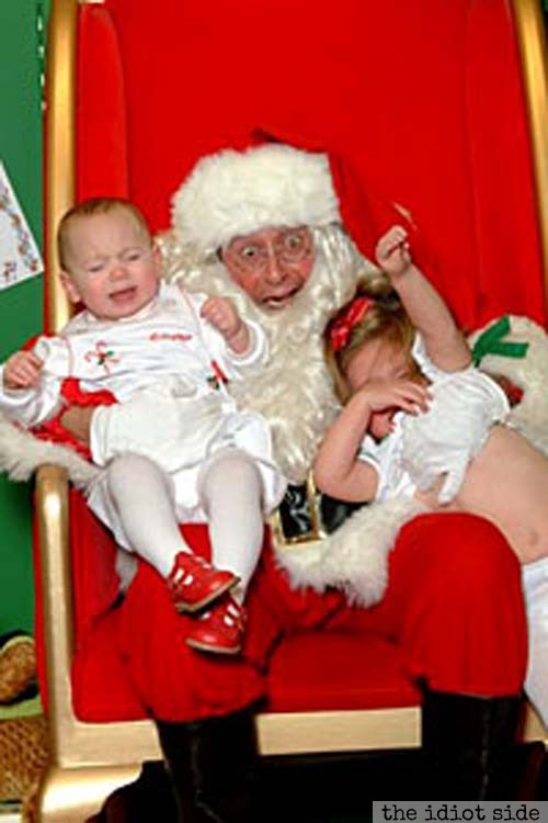 21 Of The Most Awkward Christmas Photos Ever!